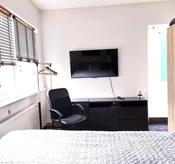 Apartment Spacious 7pp In Heart Of Rvk, Quiet